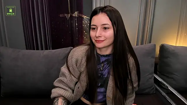 Snapshot of Ishtar_Divine chatting on 03-01-25, 02:13 Ishtar Divine online show from 03-01-25, 02:13