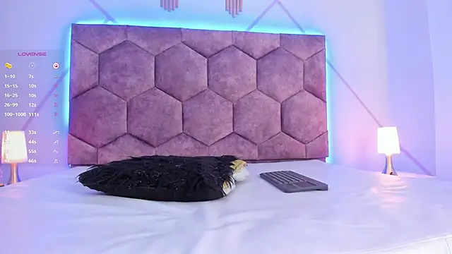 aggy castel online show from 02-06-25, 02:44