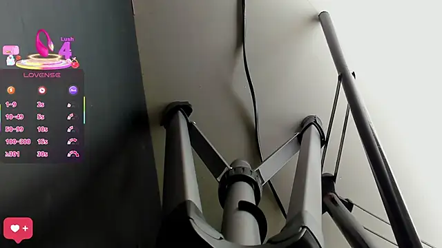 Tamaraa Serra online show from 10-23-25, 12:59