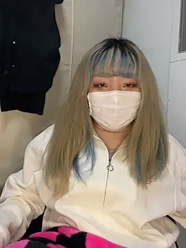 YUNA-yuna online show from 12-28-24, 11:52