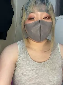 YUNA-yuna online show from 12-29-24, 11:50