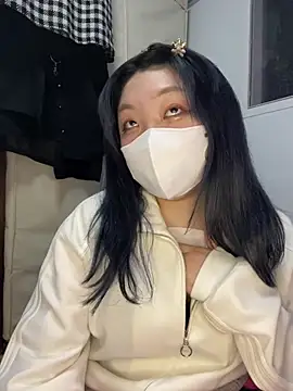 YUNA-yuna online show from 01-21-25, 01:00