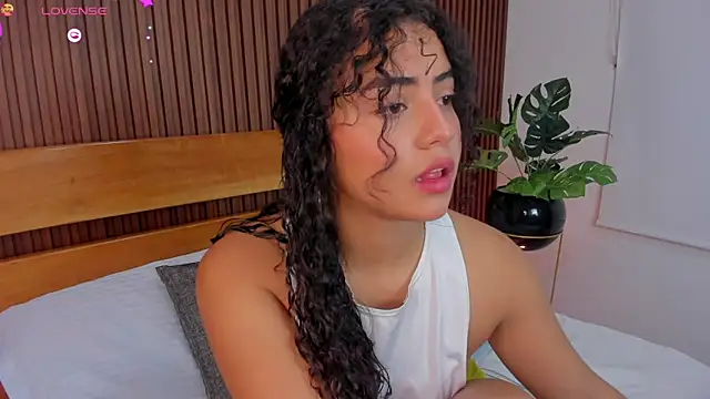 yaya23x online show from 09-29-25, 02:11