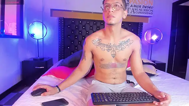 JoshMillerr  online show from 01-08-25, 07:45