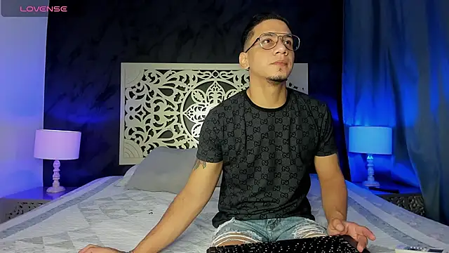 JoshMillerr  online show from 01-18-25, 12:04