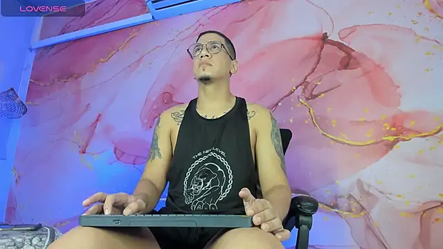 JoshMillerr  online show from 11-08-25, 02:45