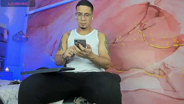 Snapshot of JoshMillerr_ chatting on 02-23-26, 01:58 JoshMillerr online show from 02-23-26, 01:58