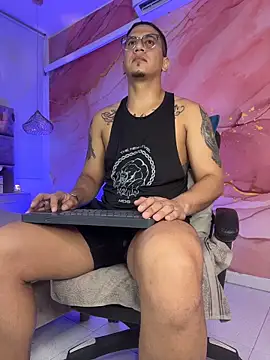 Snapshot of JoshMillerr_ chatting on 03-07-26, 01:02 JoshMillerr online show from 03-07-26, 01:02