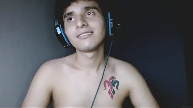 Charley quin online show from 09-18-25, 03:52