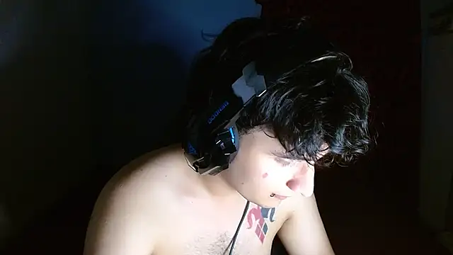 Charley quin online show from 07-08-26, 12:48