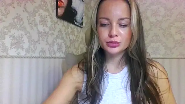 jennifer838 online show from 12-16-25, 06:35