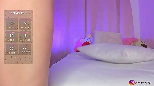  cherrykingsley1 online show from 12-13-24, 08:20