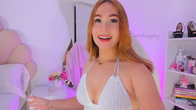  cherrykingsley1 online show from 06-13-26, 06:33