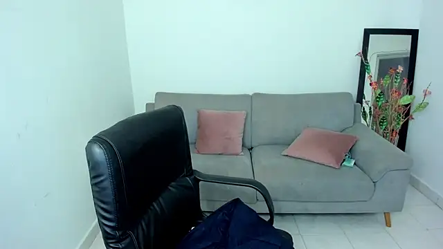 Adele Sweett online show from 11-26-25, 11:11