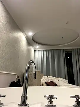 ChuChu1991 online show from 11-30-25, 11:58