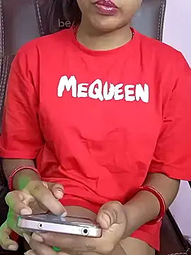 Snapshot of Sexy_Noorha chatting on 12-25-24, 09:56 Sexy Noorha online show from 12-25-24, 09:56