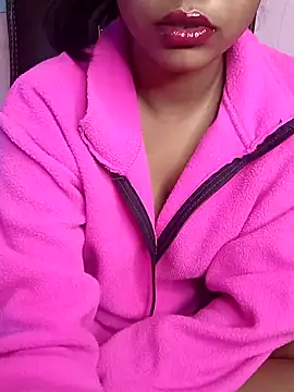 Snapshot of Sexy_Noorha chatting on 01-02-25, 07:07 Sexy Noorha online show from 01-02-25, 07:07