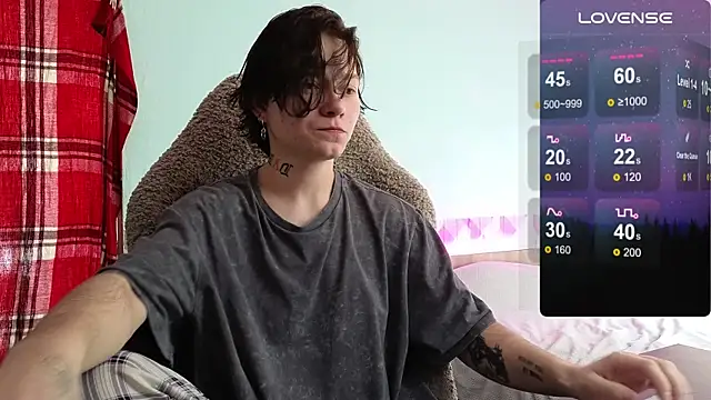 esajukyy online show from 10-18-25, 08:15