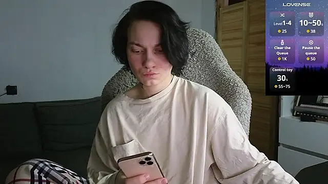 esajukyy online show from 02-17-26, 04:35