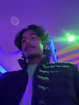 Snapshot of Onlyjishan chatting on 12-28-24, 04:09 Onlyjishan online show from 12-28-24, 04:09