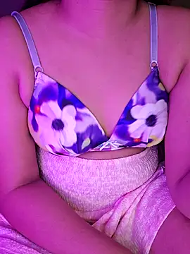 Olivia3 online show from 02-10-26, 08:35