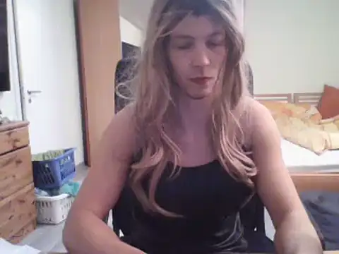 Snapshot of Kinky-Kristina chatting on 02-03-25, 06:17 Kinky-Kristina online show from 02-03-25, 06:17