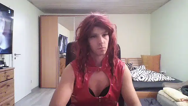 Snapshot of Kinky-Kristina chatting on 10-10-25, 07:46 Kinky-Kristina online show from 10-10-25, 07:46