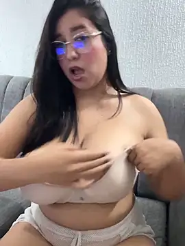 Savinneexotic online show from 06-02-26, 04:58