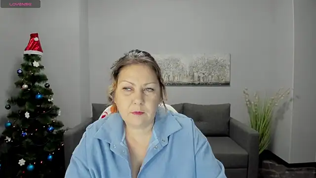 Milana Blake online show from 12-17-24, 06:35