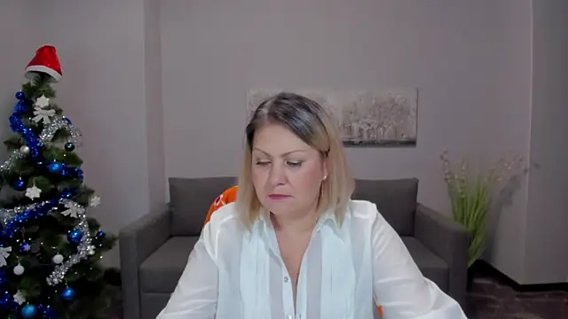 Milana Blake online show from 12-18-24, 12:51