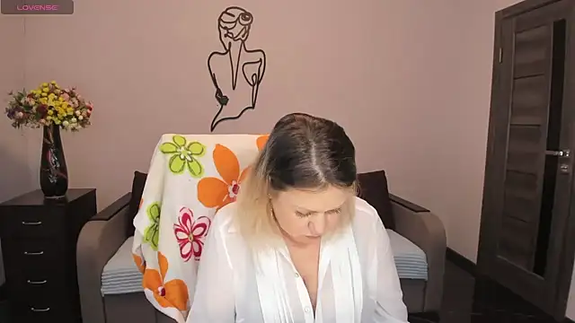 Milana Blake online show from 01-09-25, 04:06