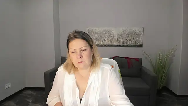 Milana Blake online show from 01-10-25, 09:44