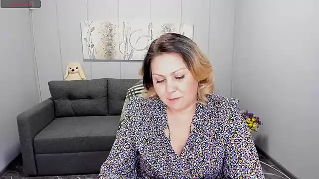 Milana Blake online show from 01-17-25, 06:44