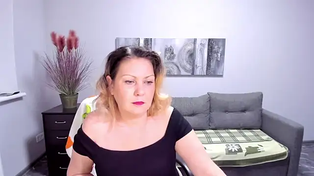 Milana Blake online show from 03-05-25, 11:05