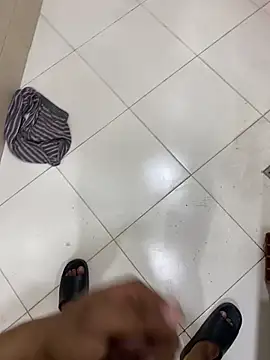 Lahcene online show from 02-11-26, 02:44