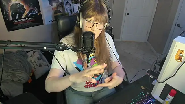 HannahCastle96 online show from 11-19-25, 10:32