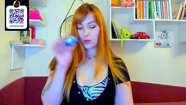 Snapshot of liya_gorgeous chatting on 11-15-25, 08:38 liya gorgeous online show from 11-15-25, 08:38