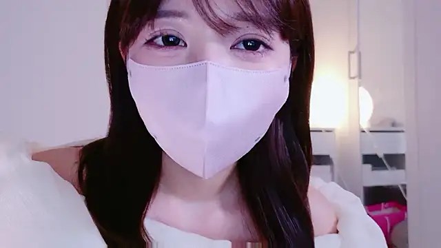 Snapshot of Runarunapi chatting on 04-15-26, 04:03 Runarunapi online show from 04-15-26, 04:03