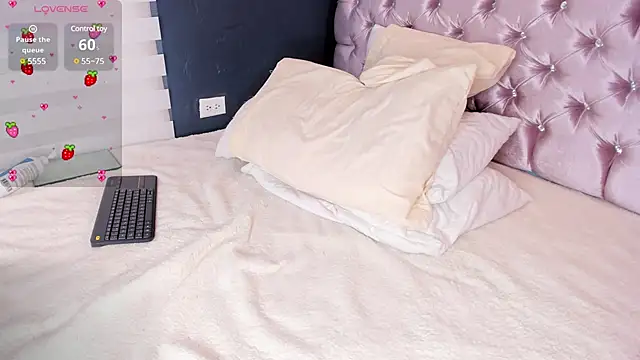 Candyy love1 online show from 02-23-25, 07:28
