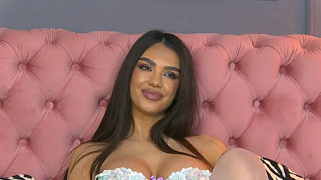Snapshot of Nicole_Diva chatting on 02-25-25, 10:04 Nicole Diva online show from 02-25-25, 10:04