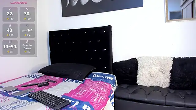 kassandra11  online show from 12-15-25, 06:34