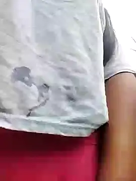 Snapshot of Danna-linyi chatting on 01-28-25, 02:53 Danna-linyi online show from 01-28-25, 02:53