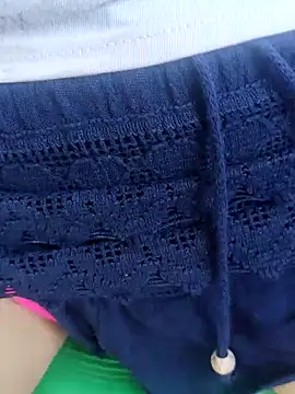 Snapshot of Danna-linyi chatting on 01-29-25, 07:22 Danna-linyi online show from 01-29-25, 07:22