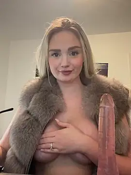 CherryEmmy online show from 01-25-25, 09:25