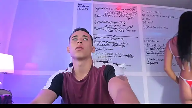 Snapshot of briambrows chatting on 01-24-25, 12:20 briambrows online show from 01-24-25, 12:20