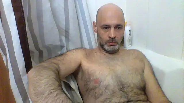 Snapshot of Avamereandmikel chatting on 02-23-26, 03:09 Avamereandmikel online show from 02-23-26, 03:09