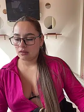 Gabriela-Parker  online show from 03-17-25, 07:48