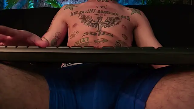 Junihn0 online show from 12-20-24, 03:10