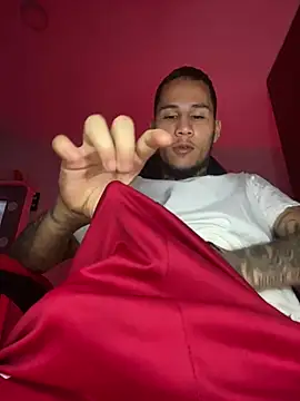 Junihn0 online show from 01-30-25, 04:02