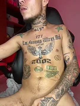 Junihn0 online show from 01-30-25, 11:34